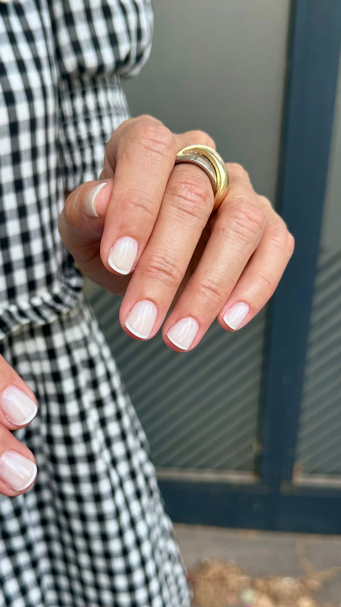 Semi-permanent French